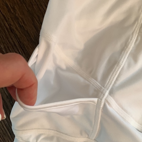 Lucy Activewear white size SM top - Picture 6 of 6